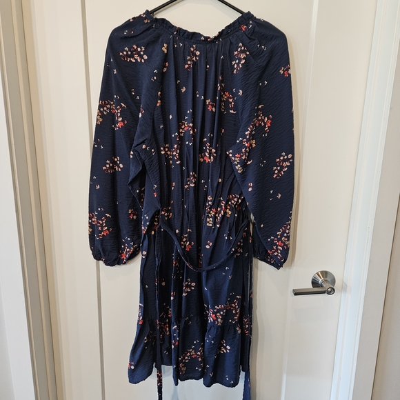 Sonoma Navy Dress with Floral Red Highlights - Picture 6 of 6